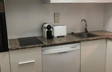 Pis a tocar de la platja amb wifi i parking inclòs - Photo 10