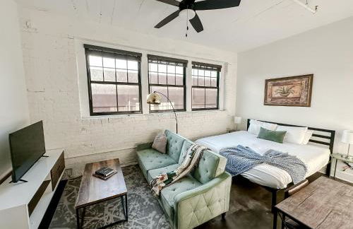 Sleepover Charming 1BD 1BA Wichita Lofts - Foto 73