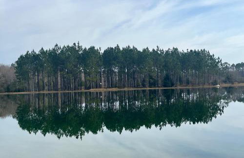 Spacious Waterfront - Sleeps 20! - Foto 3