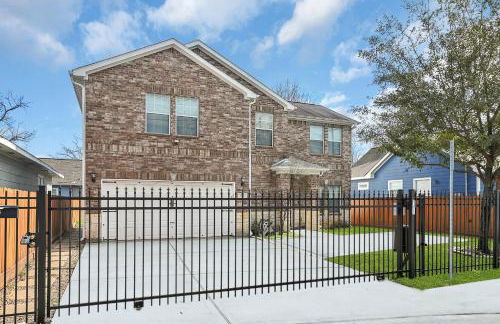 *Heart of Houston* Pet friendly/14ppl/4br/2.5b - Foto 1
