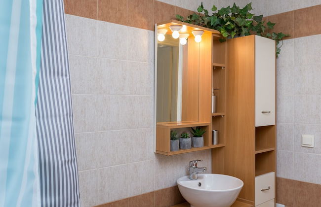 290m² Villa with Pool close to the Airport - Foto 27