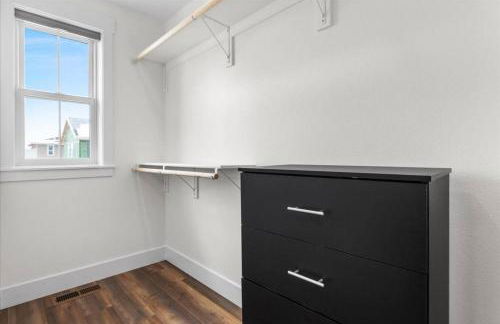 Crash with Class in this Townhome - Foto 19