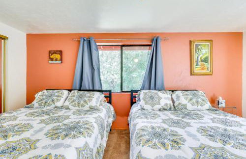 Across From Hiking Trails Woodsy Studio! - Foto 5