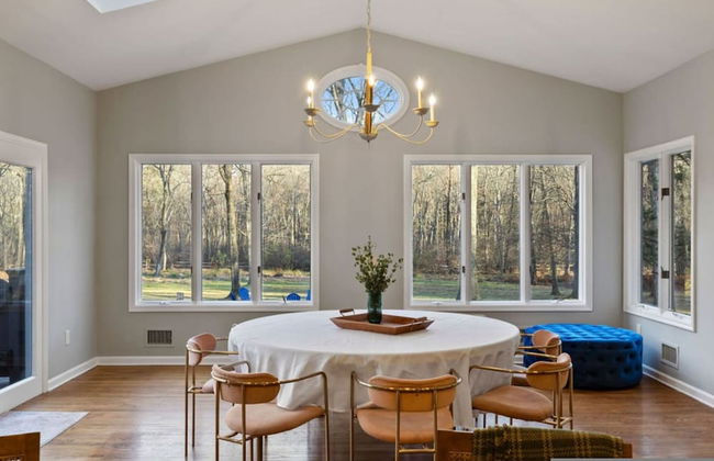 Elegant Spring Stay on Peaceful Retreat - Photo 46