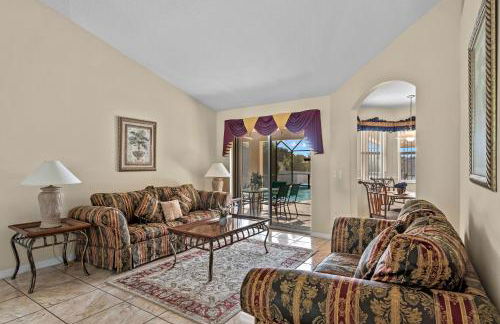 EXQUISITE VILLA - 2 Master Suites, Pool South and Spa, Gas BBQ, Game Room, WIFI - Foto 24