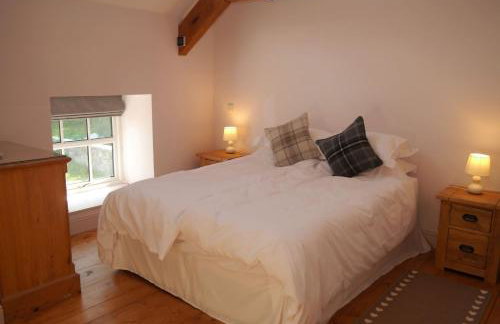 Rusko Stables - Foto 7