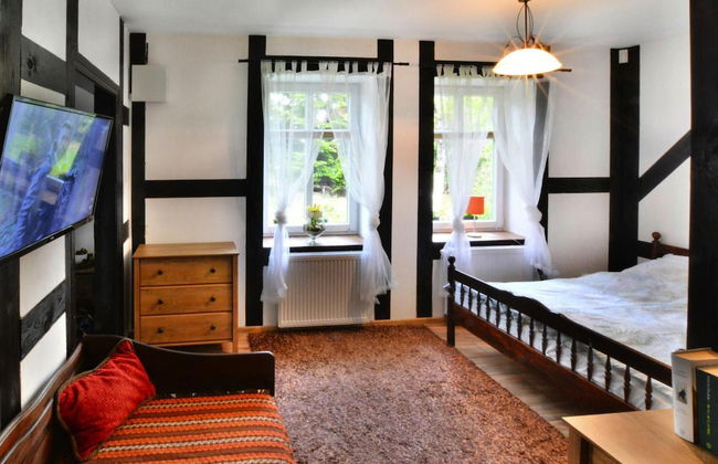 Comfortable Holiday Home in the Middle of a Forest - Photo 2