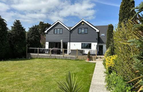 Luxury Air Conditioned 6 Bedroom Hythe Seaside - Foto 1