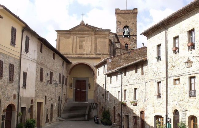 A Peaceful Oasis in a Medieval Italian Village - Foto 1