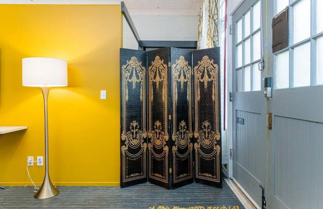 Elegant Edgy Loft on Historic Alley Parking - Foto 18