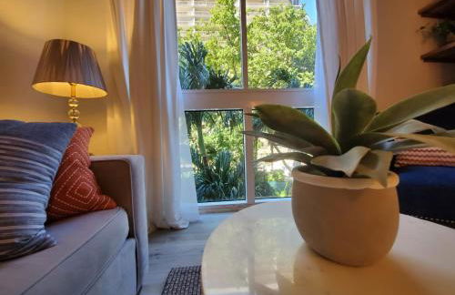 Cute 1 bedroom unit located in Condo Hotel in the heart of Coconut Grove Free Parking - Foto 11