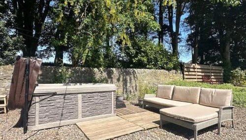 The Farmhouse - Countryside Escape with Hot Tub - Foto 4