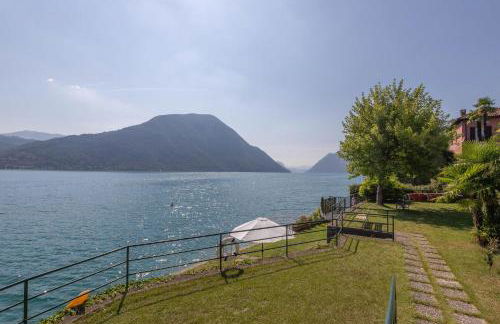 LakeStudio with Private Beach - Photo 21