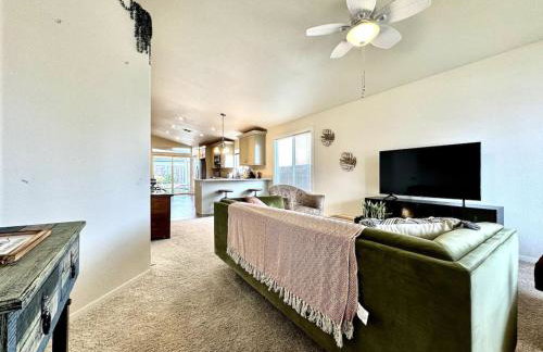 King Bed Retreat, Pet-Friendly, Rancho Cordova - Foto 37