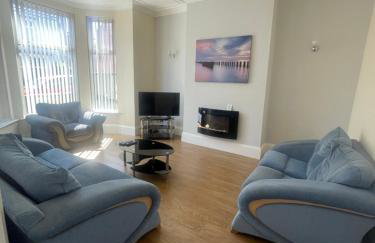 Mount Pleasant Town House Gem - Photo 1