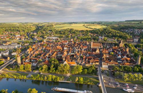 FeWo MainTime Honeymoon mit Frühstückskorb - Foto 28