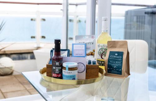 NEW! Stunning 2 Bed Beach Front Penthouse Apartment - Topaz, Compass Point - Foto 49