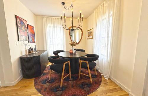 Renovated home seconds from town - Foto 12