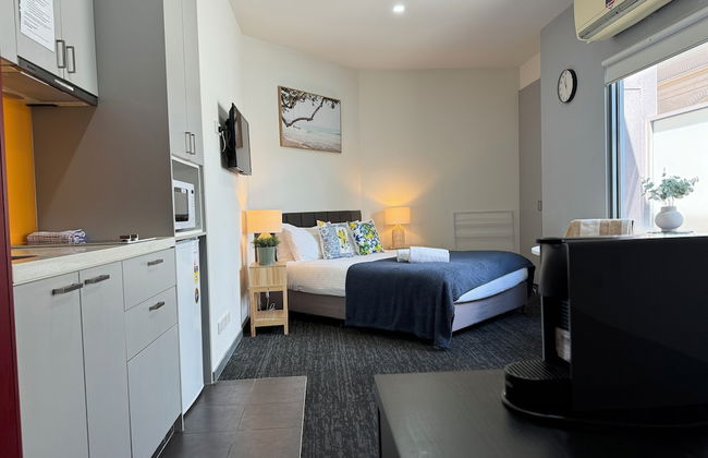 Alston Apartments Hotel - Photo 12