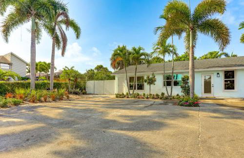 Vibrant North Palm Beach Home about 2 Mi to Beach! - Foto 26
