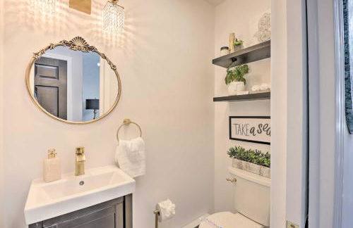 Fire Pit and Furnished Deck Serene Tobyhanna Escape - Foto 10