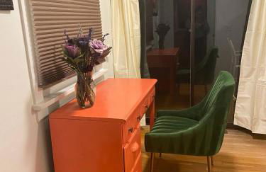 Garden Retreat • Deck Dining + Fire Pit - Foto 9