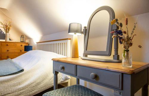 The Bolthole barn with wood-fired hot tub - Foto 9