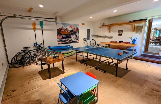 Mountain Hideout by Avantstay Game Room Deck - Photo 5