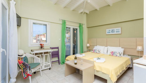 Niki Studio Ena in Lakka - Foto 2, Habitación