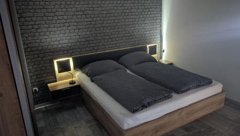 " FeWo am Hof " Große Wohnung mit zwei Schlafzimmern, seperate Küche und großem Bad - Foto 3