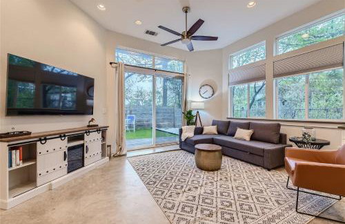 Off the hook in Austin with Chic 2BR Retreat plus Firepit - Foto 13