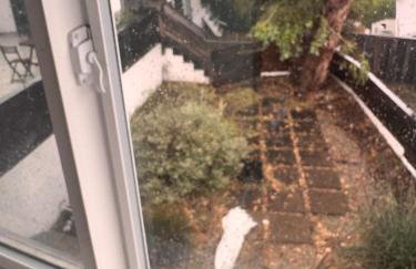 Serene & beautiful bohemian hilltop retreat - Foto 24