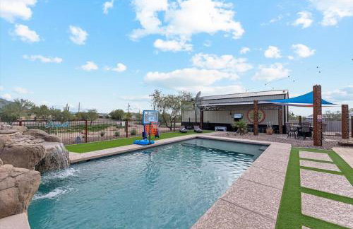 Dutchman Copper Ranch - Rooftop patio, Heated pool, Mtn Views, Waterslide - Foto 13