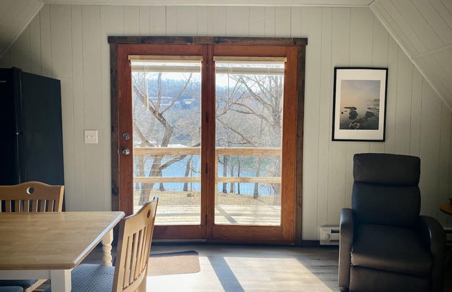 Calm Waters Cabin Resort - Photo 30