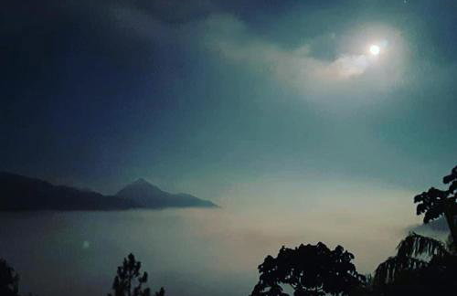 Chalé Pakere Bellavista - visão magnífica do vale e montanhas a mais de mil metros de altitude, wi-fi, sauna, piscina e água de nascente - locação do chalé sem prestação de serviços - Foto 77