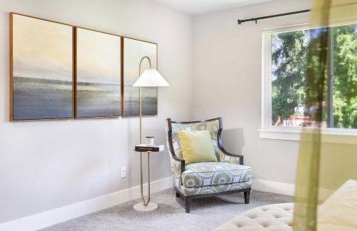 Modern Kirkland 4BR Family Oasis Kids Paradise - Photo 47