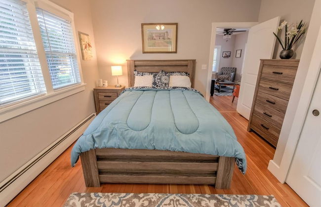 Couple's Mountain Getaway Close to Everything! - Foto 9