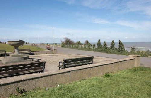 Wolverdene - Entire ground floor flat with garden - Foto 5