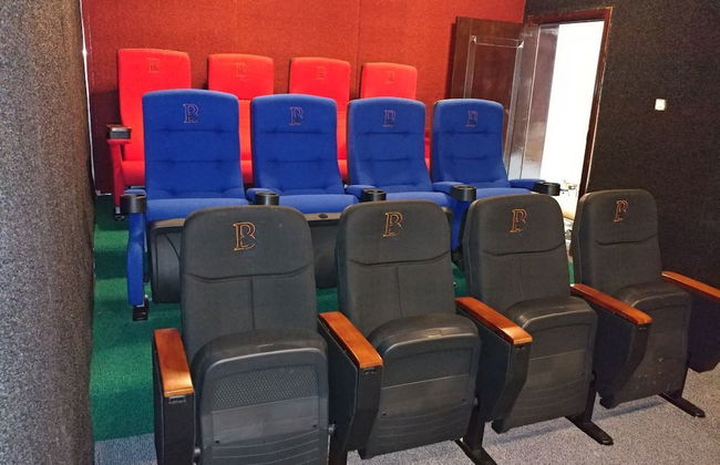 Emirates Hills Lake View Villa - Foto 60