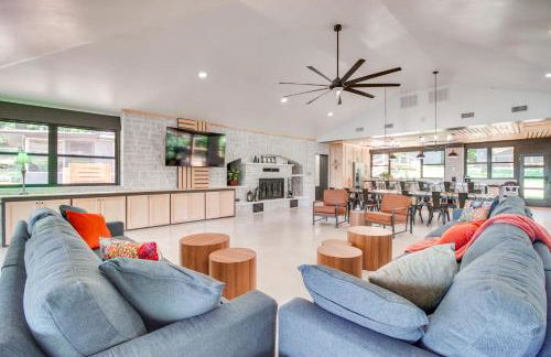 Waterfront StoneHaven at Reed Point with Swim Spa! - Foto 10