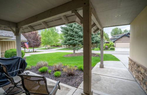 Spacious Eden Getaway w Hot Tub - Foto 28