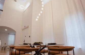 Miami Getaway Heated Pool Villa with Mini Golf & BBQ - Foto 9