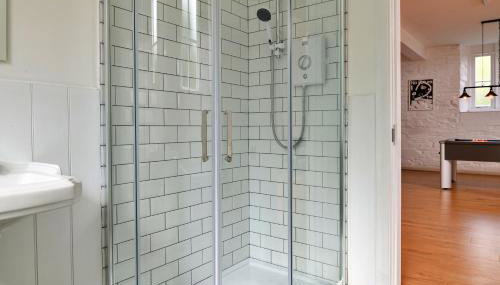 Finest Retreats - Luxury Converted Chapel with Hot Tub & Games Room - Foto 5