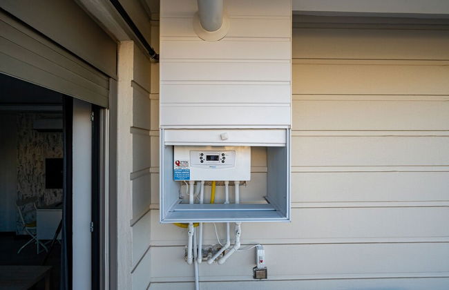 Eluxio Suite Hotel - Photo 50