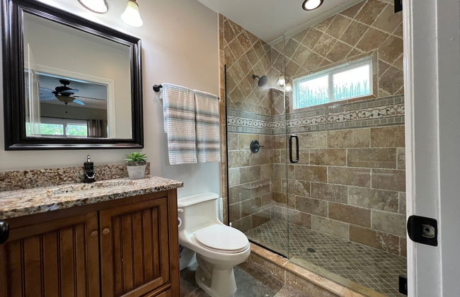 Highly Upgraded, 5 Bed, 4.5 ba, New Pool W/jacuzzi, 1/2 Mile Walk to Disney - Foto 26