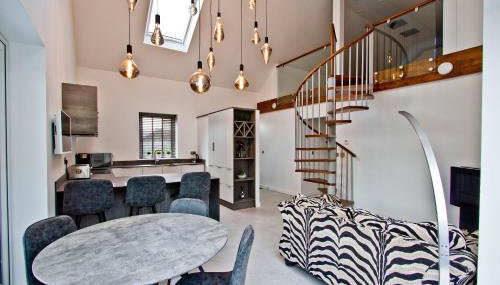 Contemporary 2 bedroom eco home with a twist - Foto 1