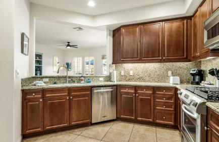 LV311 Freshly Remodeled Legacy Villas Townhome - Foto 12