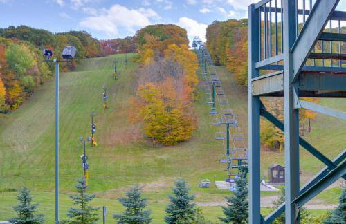 Charming Hidden Valley Resort Home Walk to Slopes - Foto 40