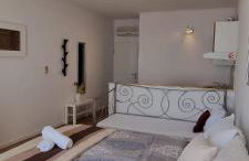 Matea Apartments Milna - Photo 32