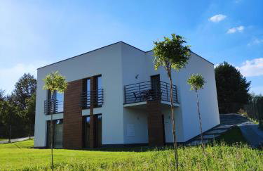 Trzy Małe Drzewka - Foto 1